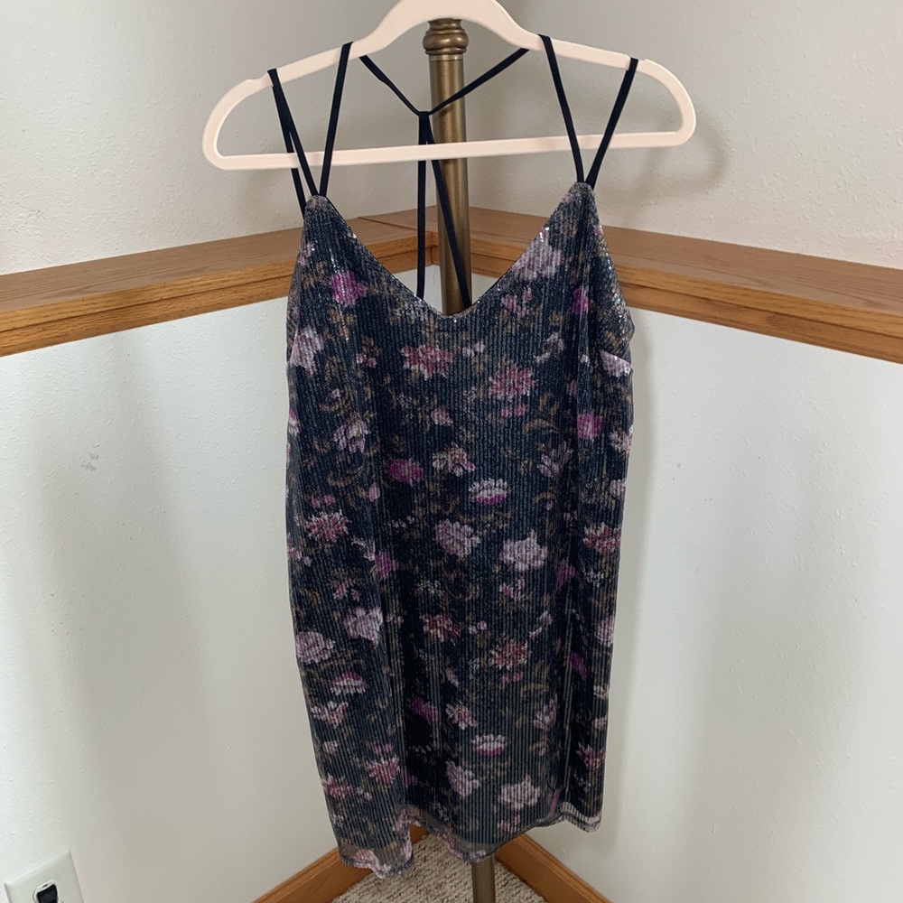 NWT xhilaration Sparkly Floral Dress